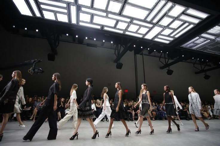 Old Woozworld Fashion: